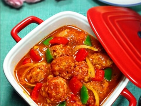 ホットなミートボールとパプリカのアンチョビトマト煮